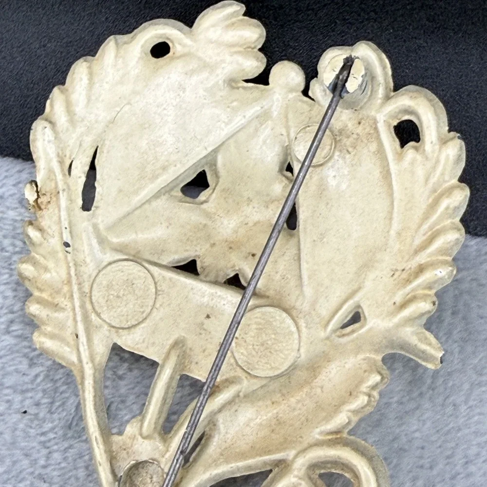Vintage Flower Brooch Acrylic Red Yellow Early Plastic‎